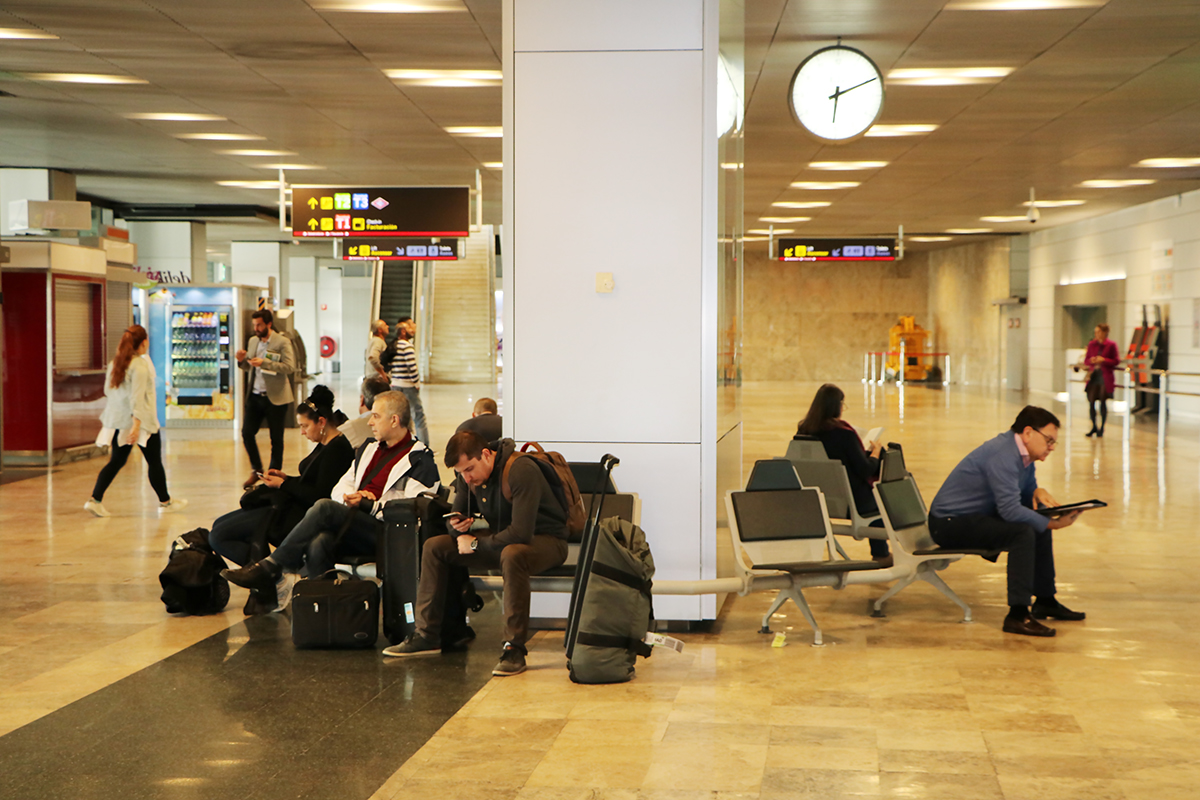 equipaje de mano en el aeropuerto de Madrid-Barajas.foto de reclamador.es