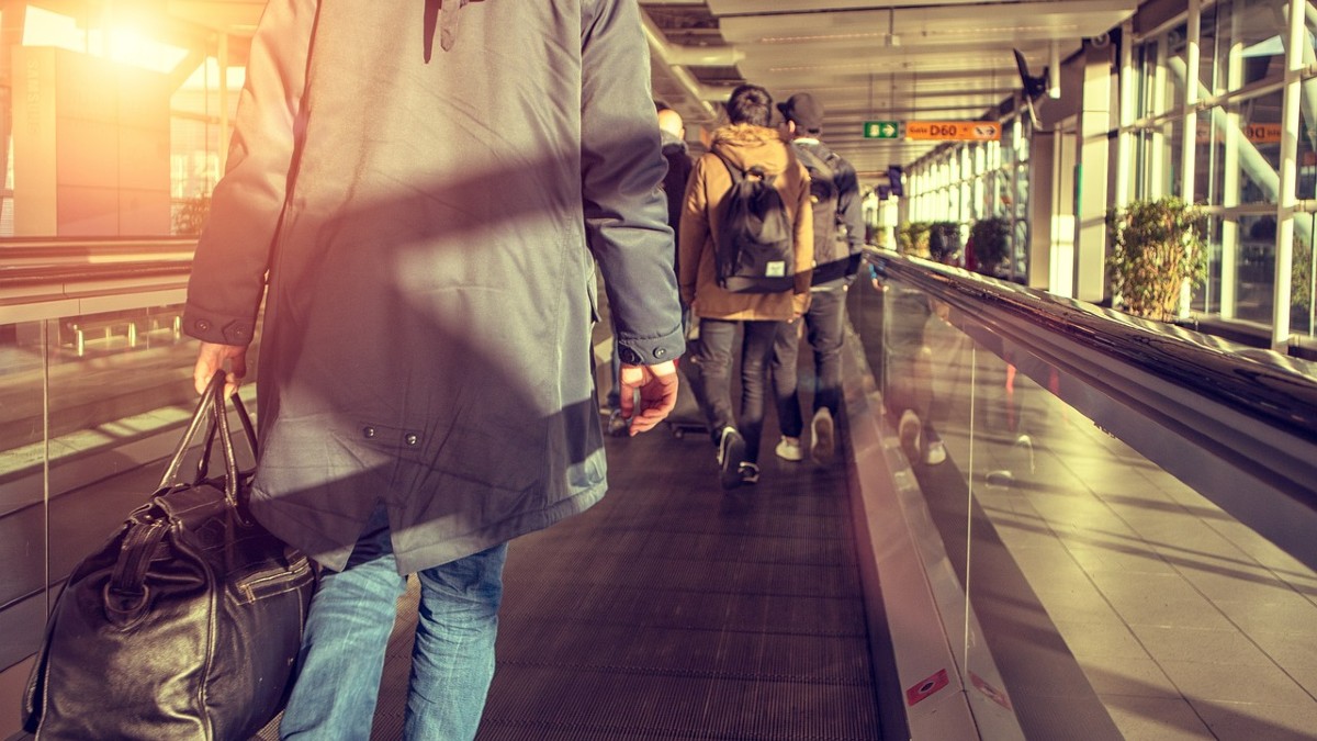 Salir del aeropuerto durante una escala