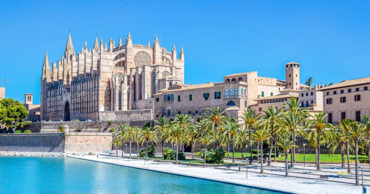 ¿Qué hacer en Palma en un día si cancelan tu vuelo?