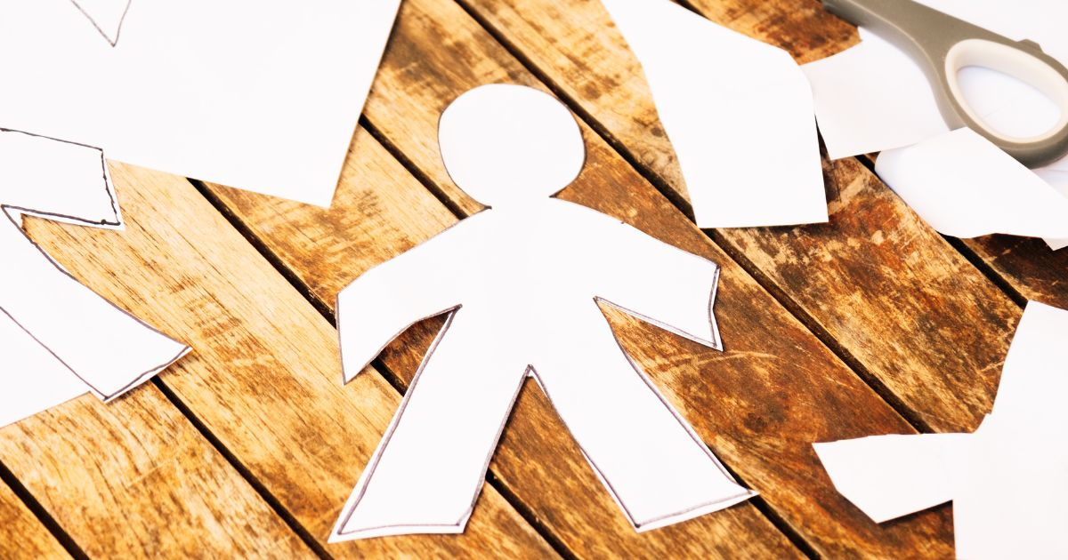 Los intereses de los microcréditos no son ninguna inocentada